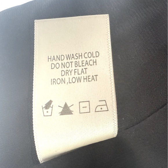 Max Studio black velvet Floral Halter Blouse Size XL - Picture 5 of 6